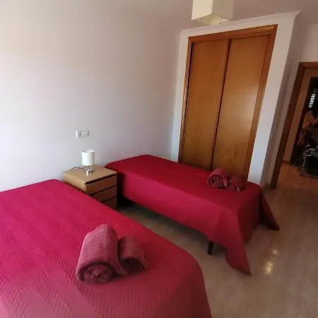 Apartmán Nice Apartment, Large Communal Pool, Close To All Amenities. *